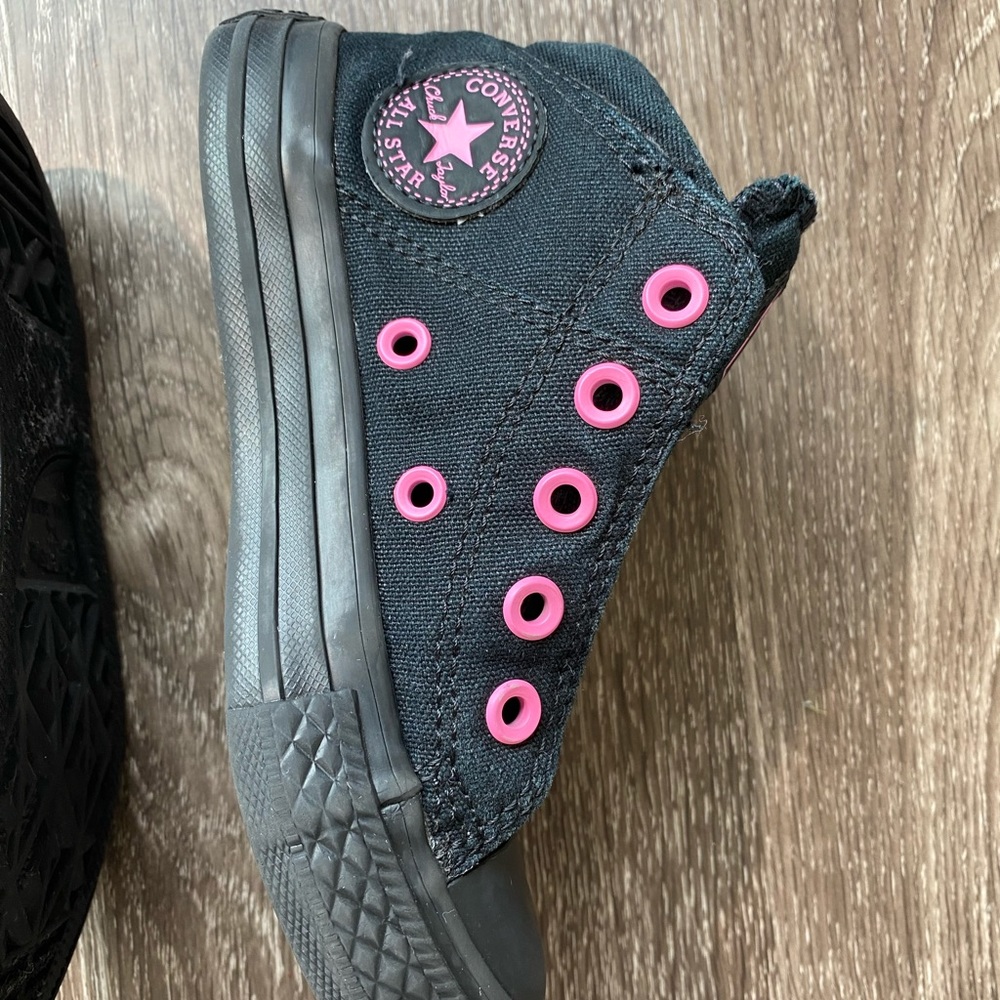 Converse High tops. All black w/pink details. 11 - Picture 6 of 13